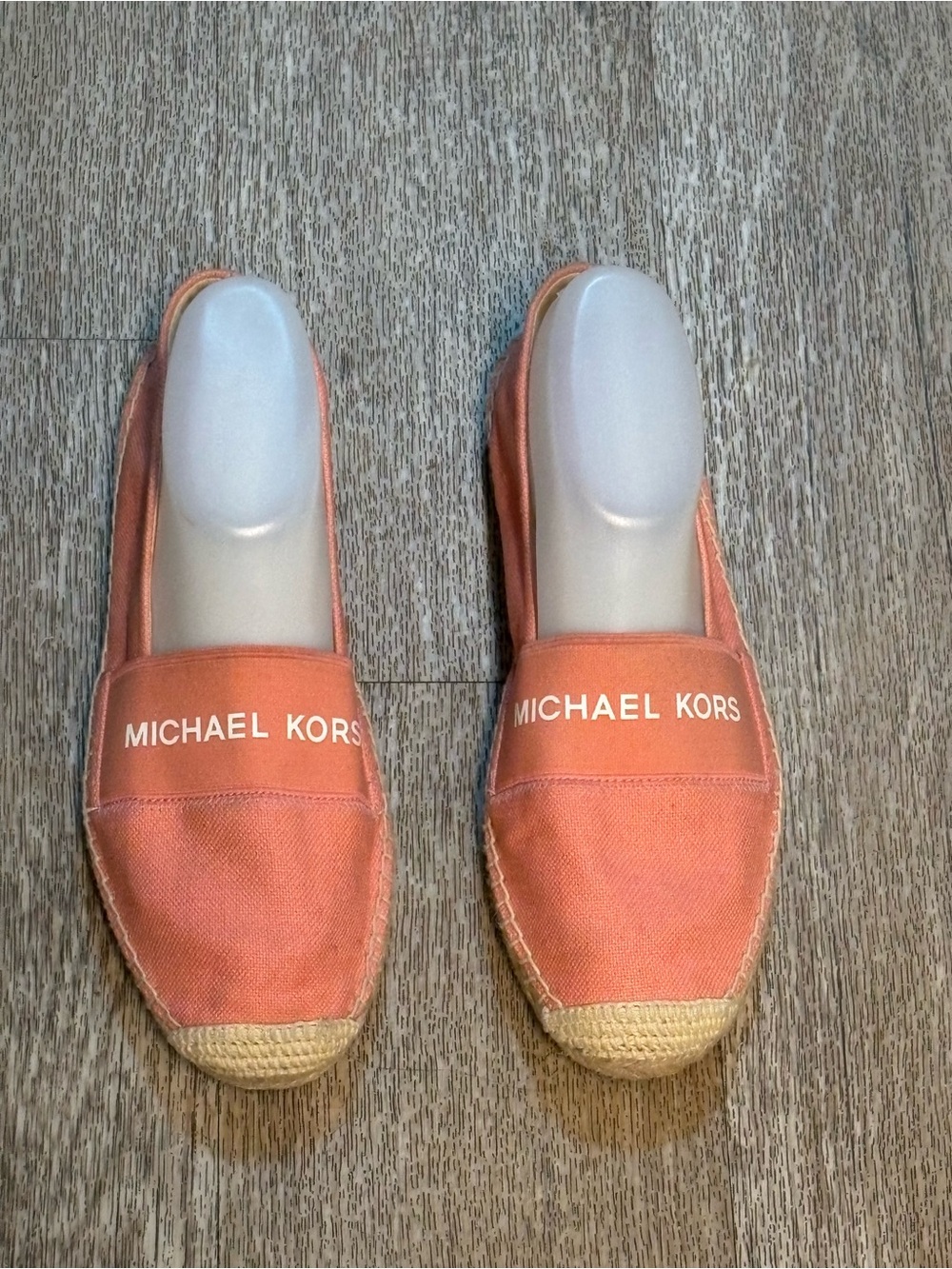MICHAEL KORS PEACH ESPADRILLE SHOES SIZE 8.5